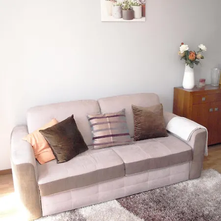 아파트 Eps53 T1,luminoso Apartamento, 800m *