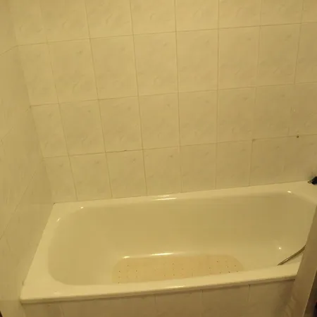 Eps53 T1,luminoso Apartamento, 800m 公寓 Apúlia