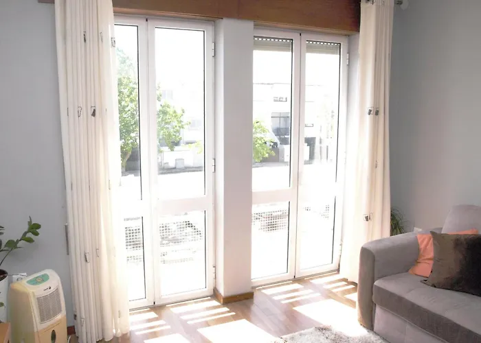 Eps53 T1,luminoso Apartamento, 800m Apúlia