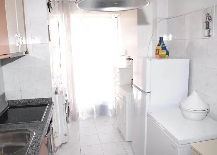 Eps53 T1,luminoso Apartamento, 800m Apúlia